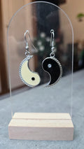boucles d'oreilles vintage Y2K années 2000 - neuf - yin yang noir blanc strass - symbolique tendance légères