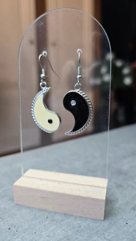 boucles d'oreilles vintage Y2K années 2000 - neuf - yin yang noir blanc strass - symbolique tendance légères