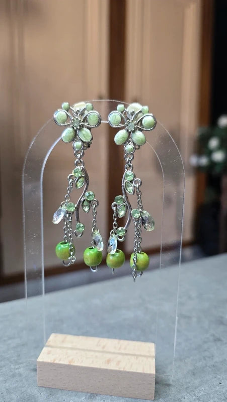 boucles d'oreilles vintage - neuf - à clips - argenté vert - perles facette strass fleurs papillon - légère tendance