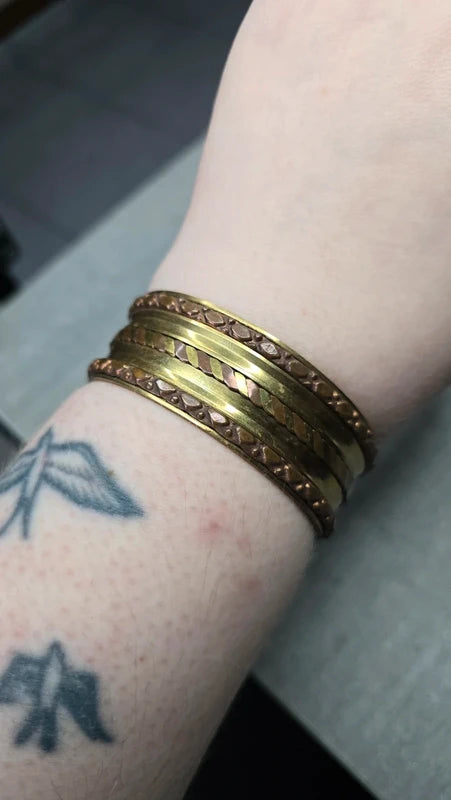 bracelet manchette vintage - neuf - laiton - doré cuivre tressé - détails relief gravé - homme femme