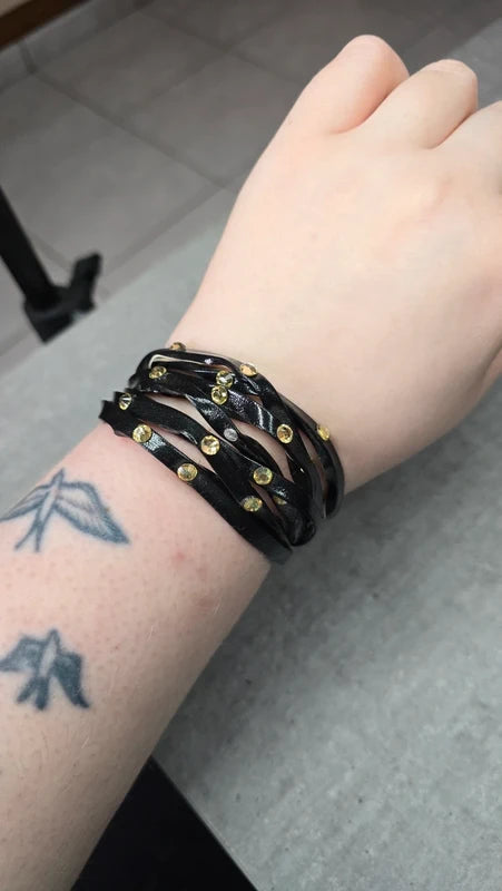 bracelet manchette vintage - multi rang noir - simili cuir - pierre strass doré - ajustable