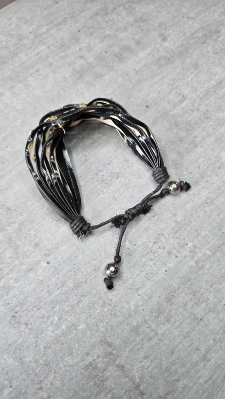 bracelet manchette vintage - multi rang noir - simili cuir - pierre strass doré - ajustable