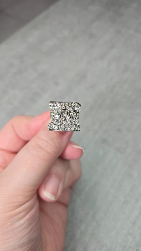 bague vintage - neuf - carré relief strass effet pavé brillant xxl - argenté - ajustable