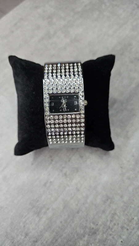 montre vintage - strass brillant - argenté - style bijou élégant chic glamour - effet bracelet manchette