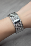 montre vintage - strass brillant - argenté - style bijou élégant chic glamour - effet bracelet manchette