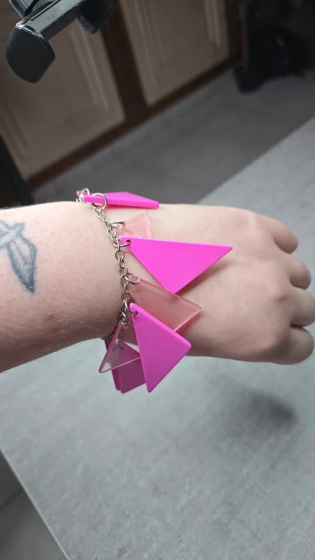 bracelet vintage - rose fuchsia flashy - triangles - acier inoxydable - y2k tendance rétro pendentif