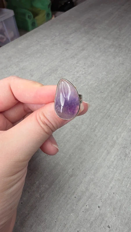 bague acier inoxydable pierre naturelle améthyste forme goutte larme ajustable
