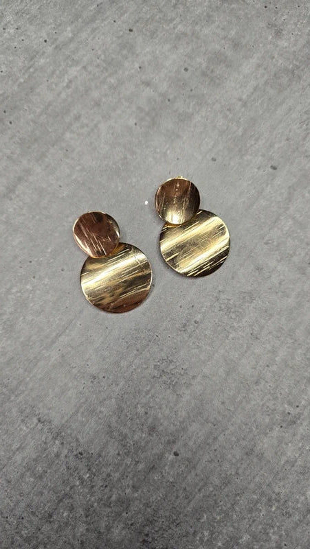 boucles d'oreilles chic - neuf - doré - striée ronde - pendante légère