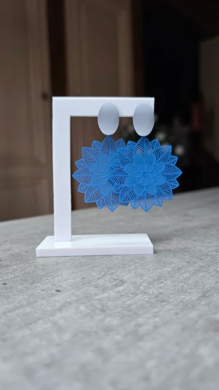 Boucles d'oreilles - neuf - bleu gris bleu - mandala relief fleurs - chic tendance - légère