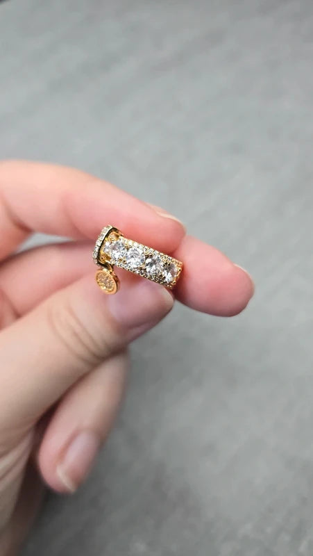bague - doré - style luxe - strass brillant pampille charms breloque pendentif rond scintillant - chic