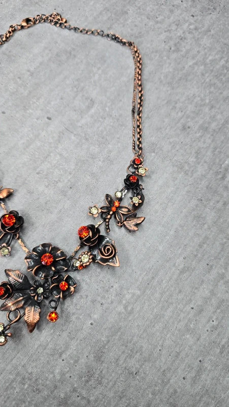 collier vintage - laiton - pendentif fleurs rose pierres strass orange - baroque chic