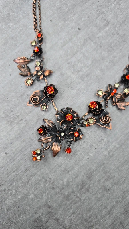collier vintage - laiton - pendentif fleurs rose pierres strass orange - baroque chic