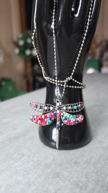 collier sautoir vintage papillon libellule perles multicolore argenté ajouré pierre