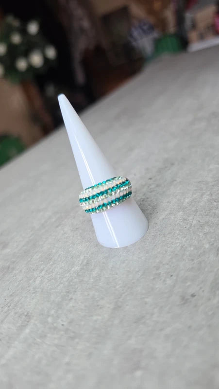 bague vintage dôme strass brillant blanc argenté bleu turquoise