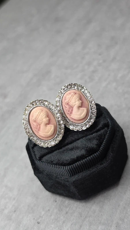 boucles d'oreilles-  clip -  vintage- médaillon camée rose strass argenté