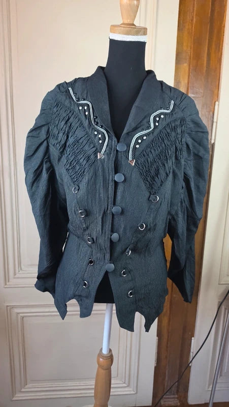 superbe veste noire - alternative -  gothique - taille unique convient 40 42 - très originale -  vintage