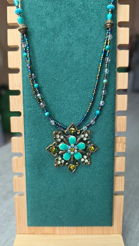 collier vintage - bleu turquoise vert perles strass - brillant - pendentif fleur