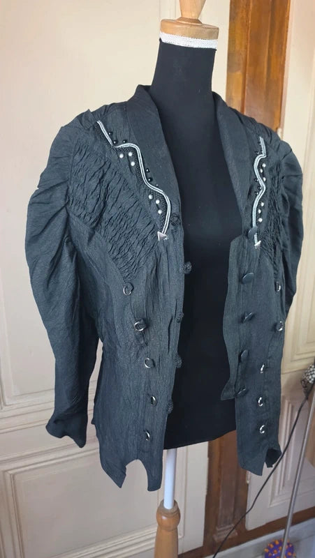 superbe veste noire - alternative -  gothique - taille unique convient 40 42 - très originale -  vintage